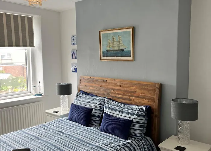 On The Harbour - Unrivalled Views Of Amble\'S Harbour And Estuary